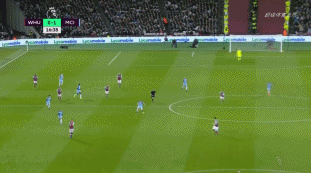 每体：梅西晚饭后去了诺坎普，今晨坐飞机前往国家队报到