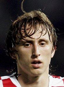 篮球NBA球员续约消息频传