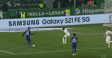 篮球勇士老将续约一年，球迷大呼：值得